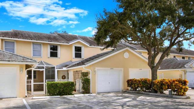 Westwood Lakes, Palm Beach Gardens