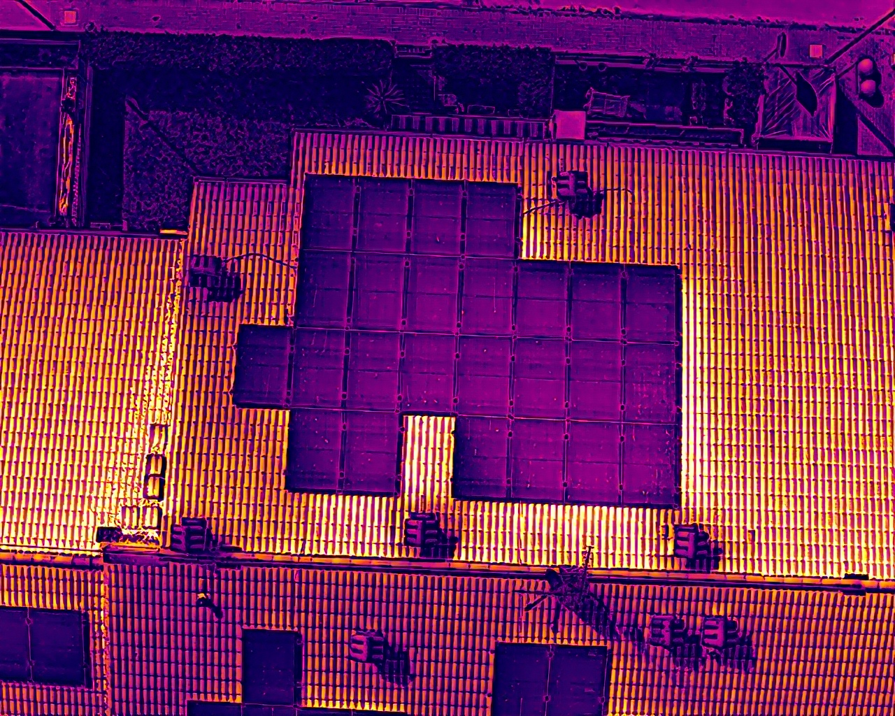 Termografia di un tetto per trovare le infiltrazioni