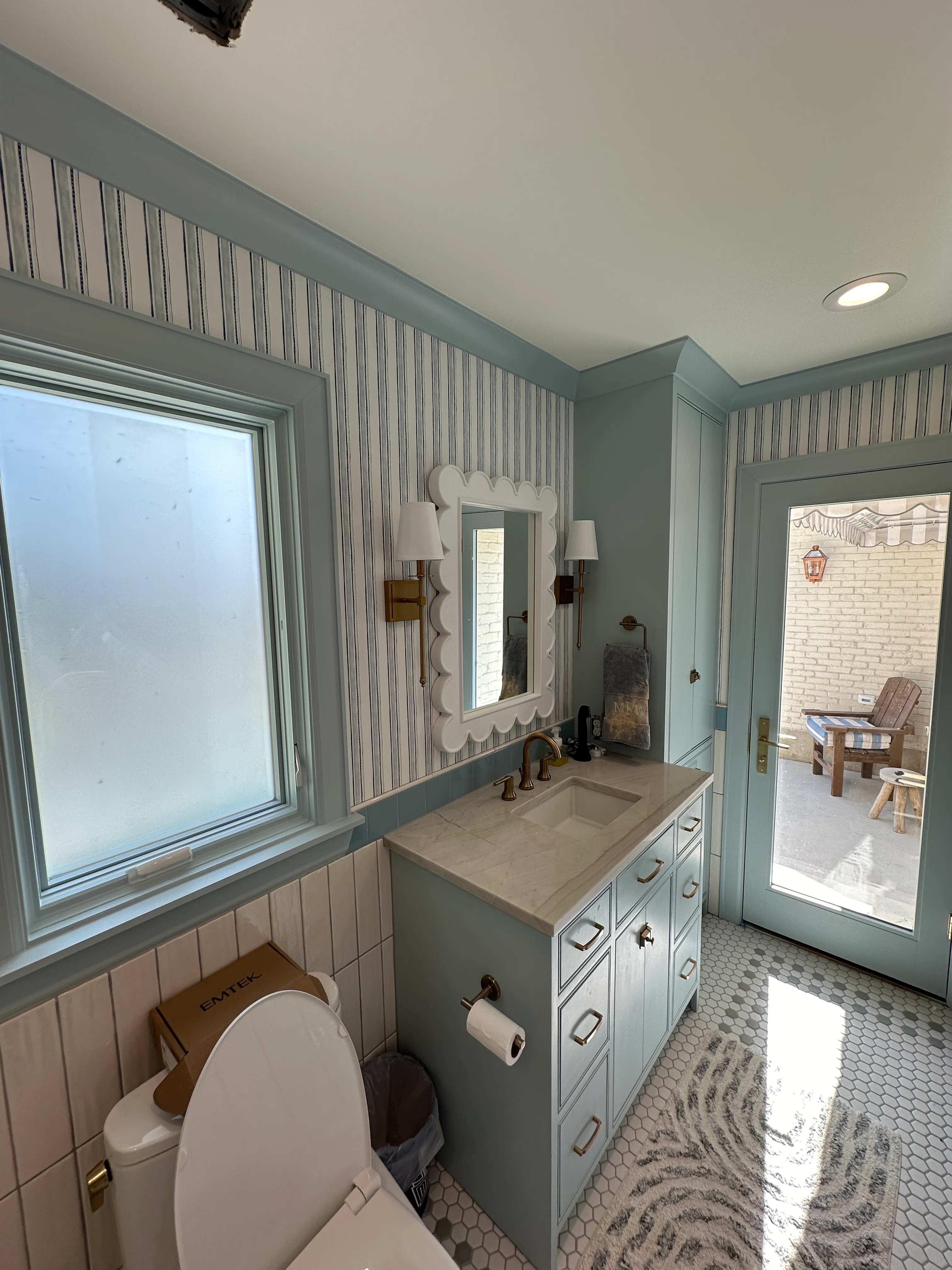 Kids bath vanity with custom cabinetry