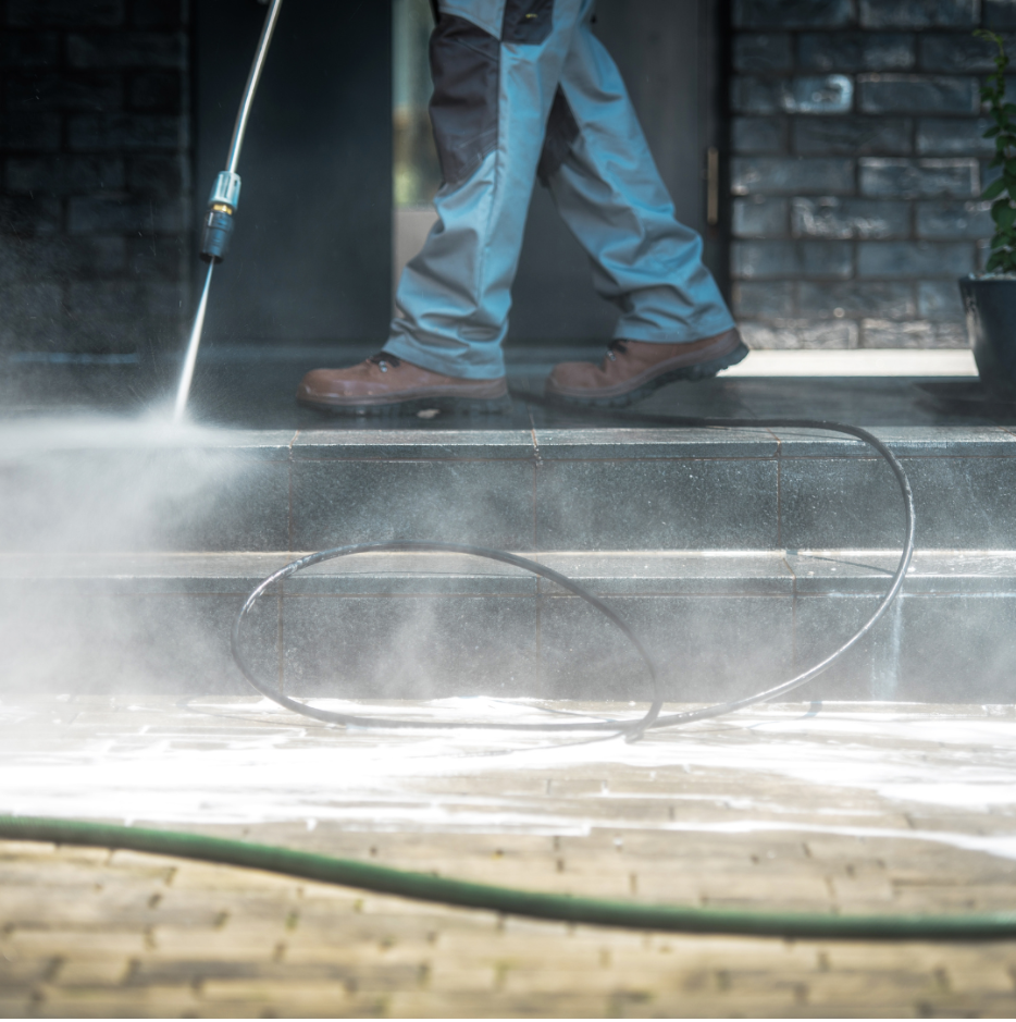 What Is the Best Electric Pressure Washer for Me? 5 Things to Consider
