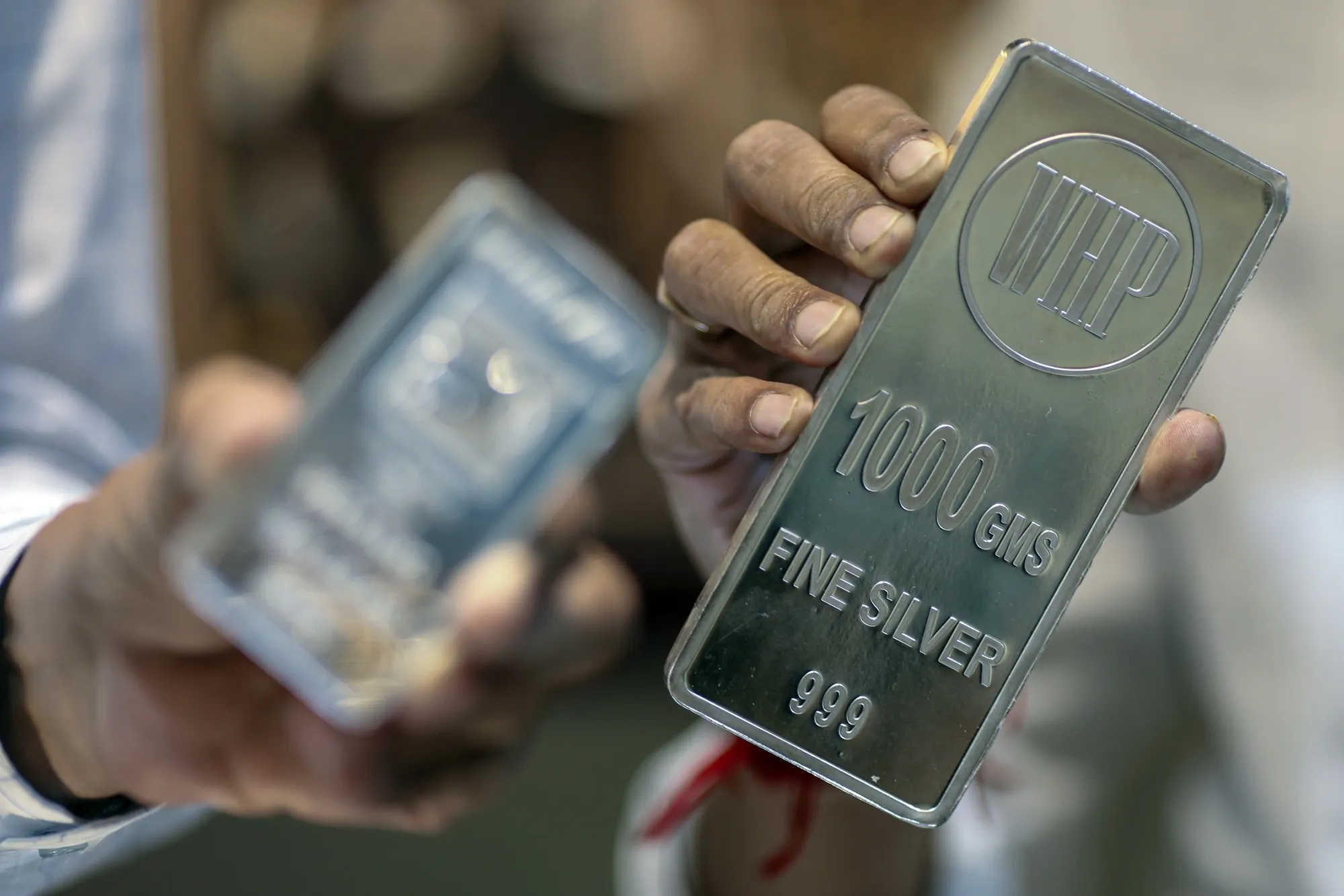 India Silver Import Permits Create $12B Bottleneck