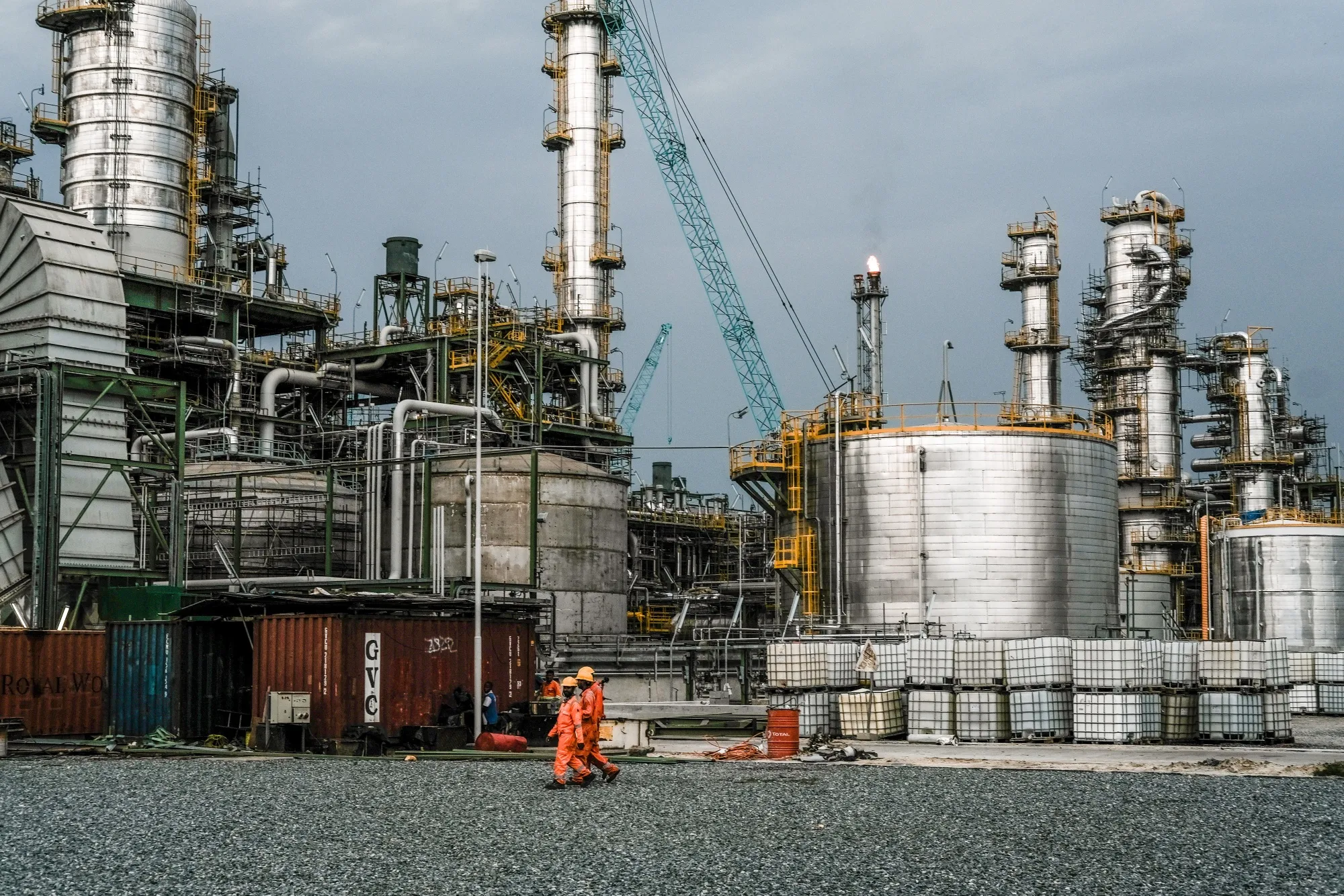 Dangote Refinery Tops Jet Fuel Exports Amid Hormuz Crisis