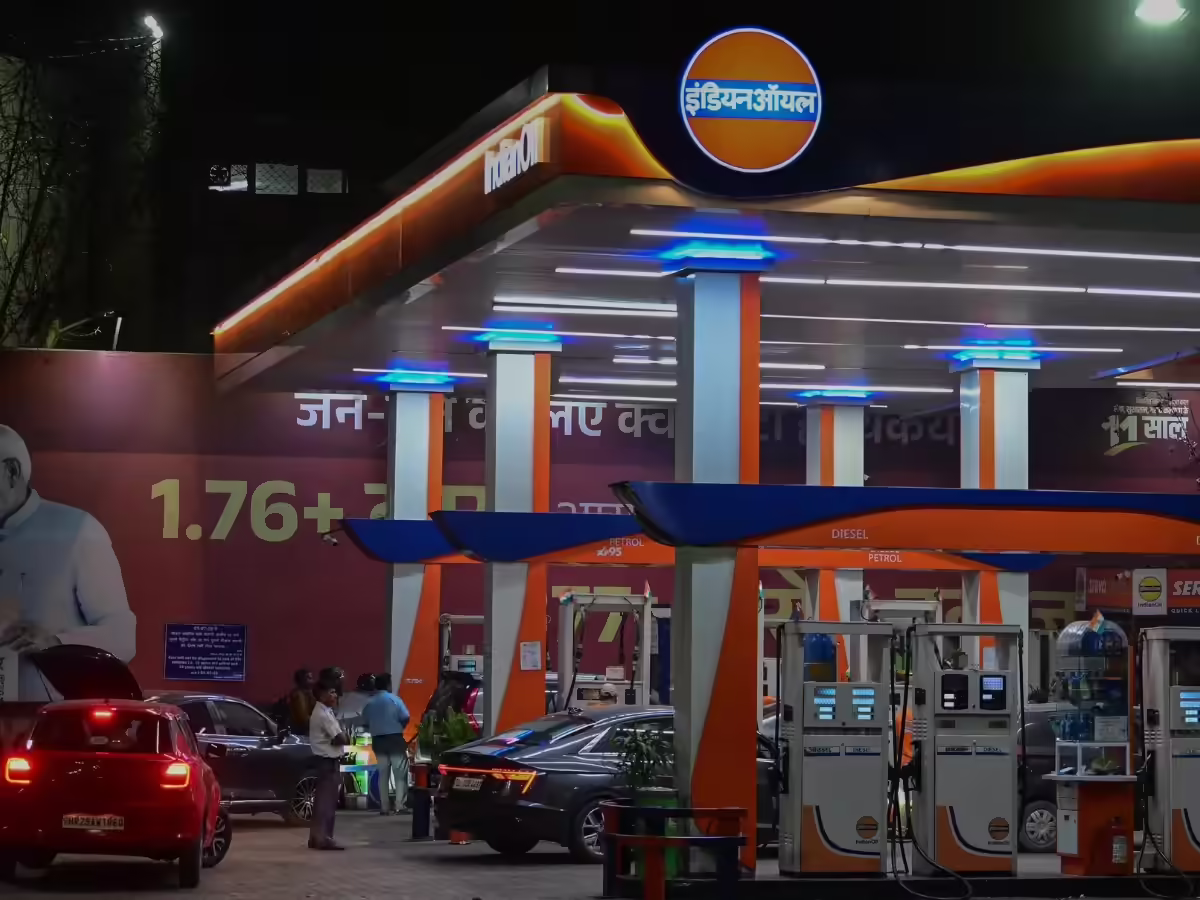 India OMCs Lose ₹14–18/Litre as Crude Hits $125