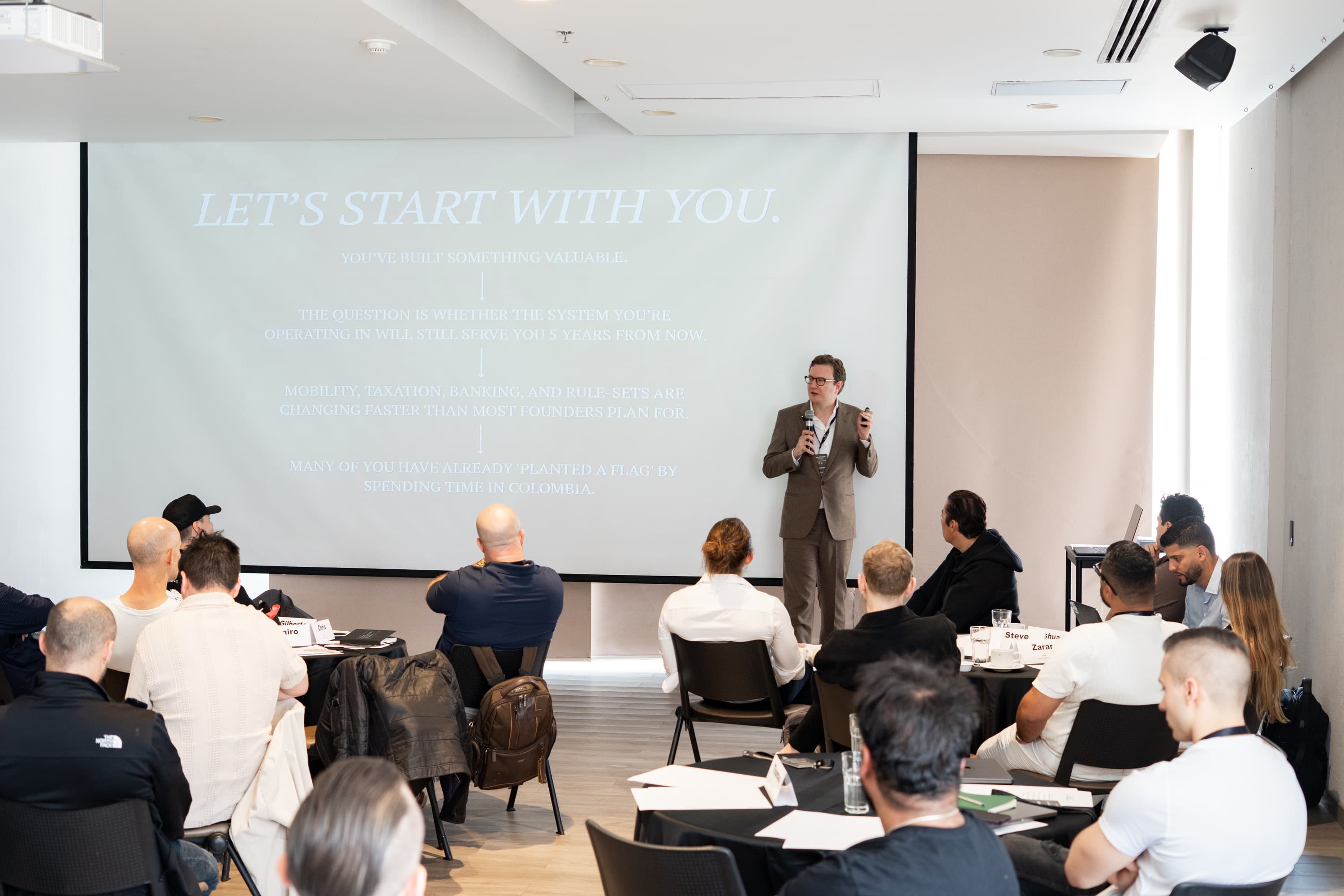Andrew Henderson delivering the keynote at The Annual, Medellín