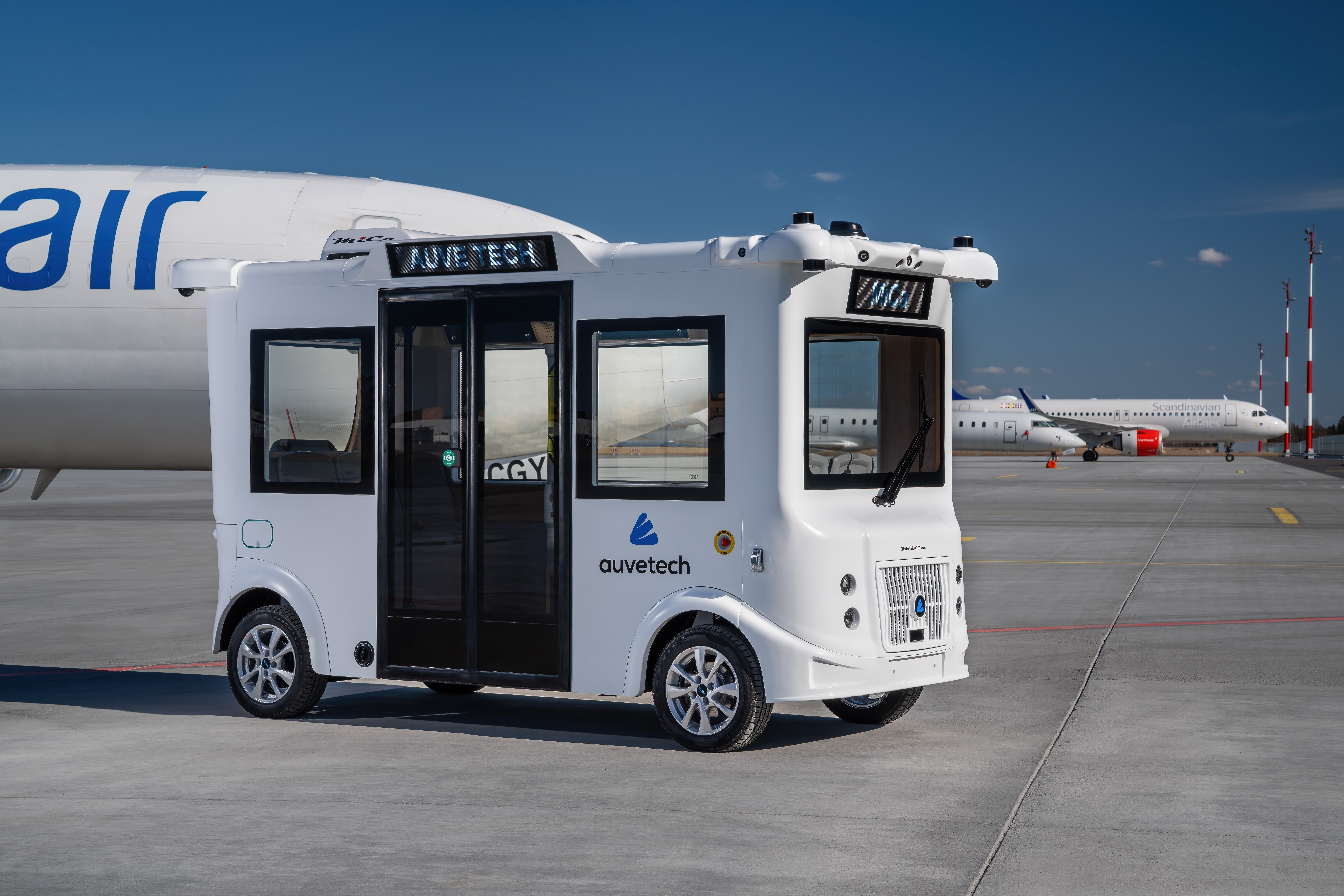 MiCa, an autonomous shuttle, is operating in Tallinn Airport to transport personnel and equipment