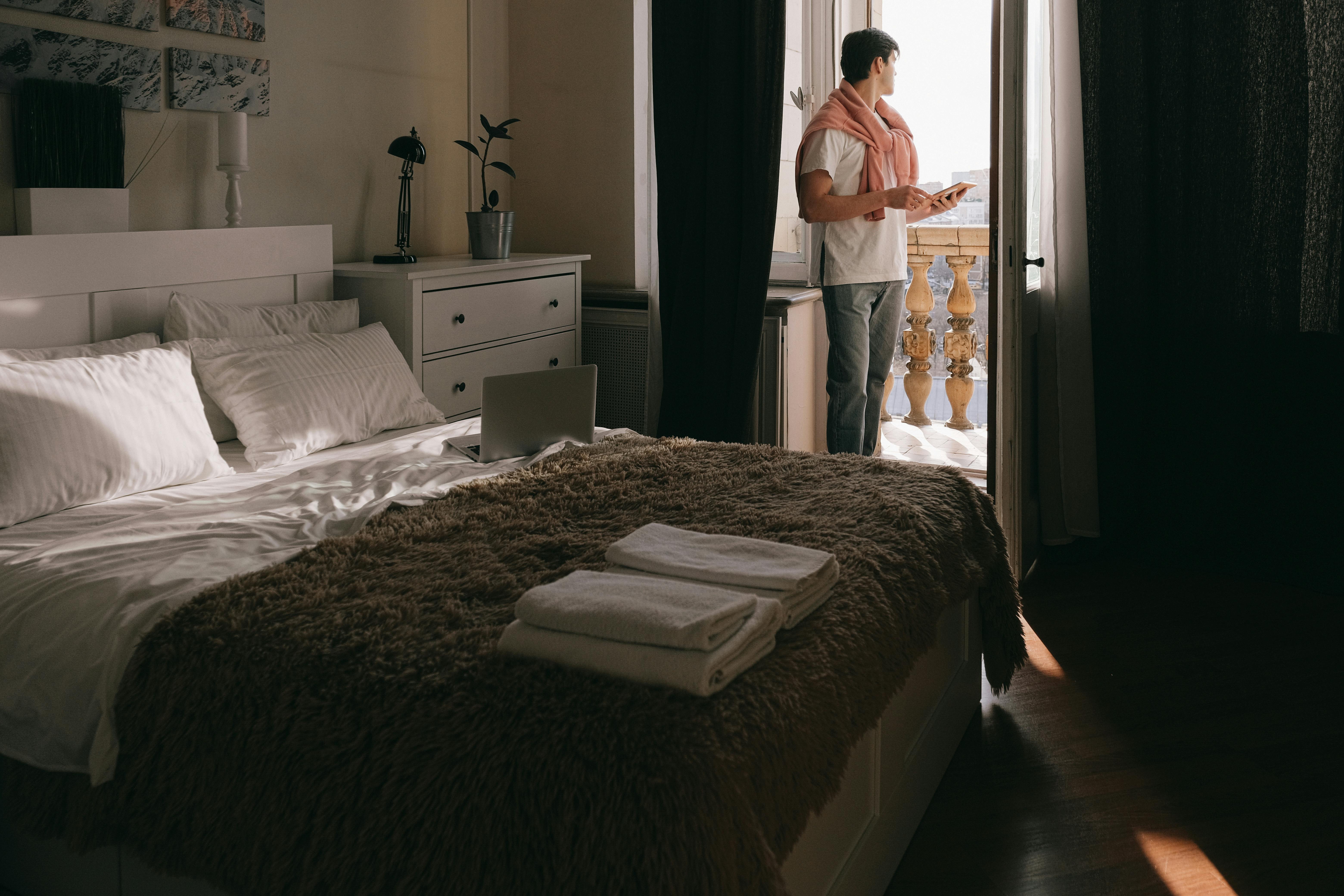 Top 10 Ways to Book a Hotel Without a Credit Card in Philippines