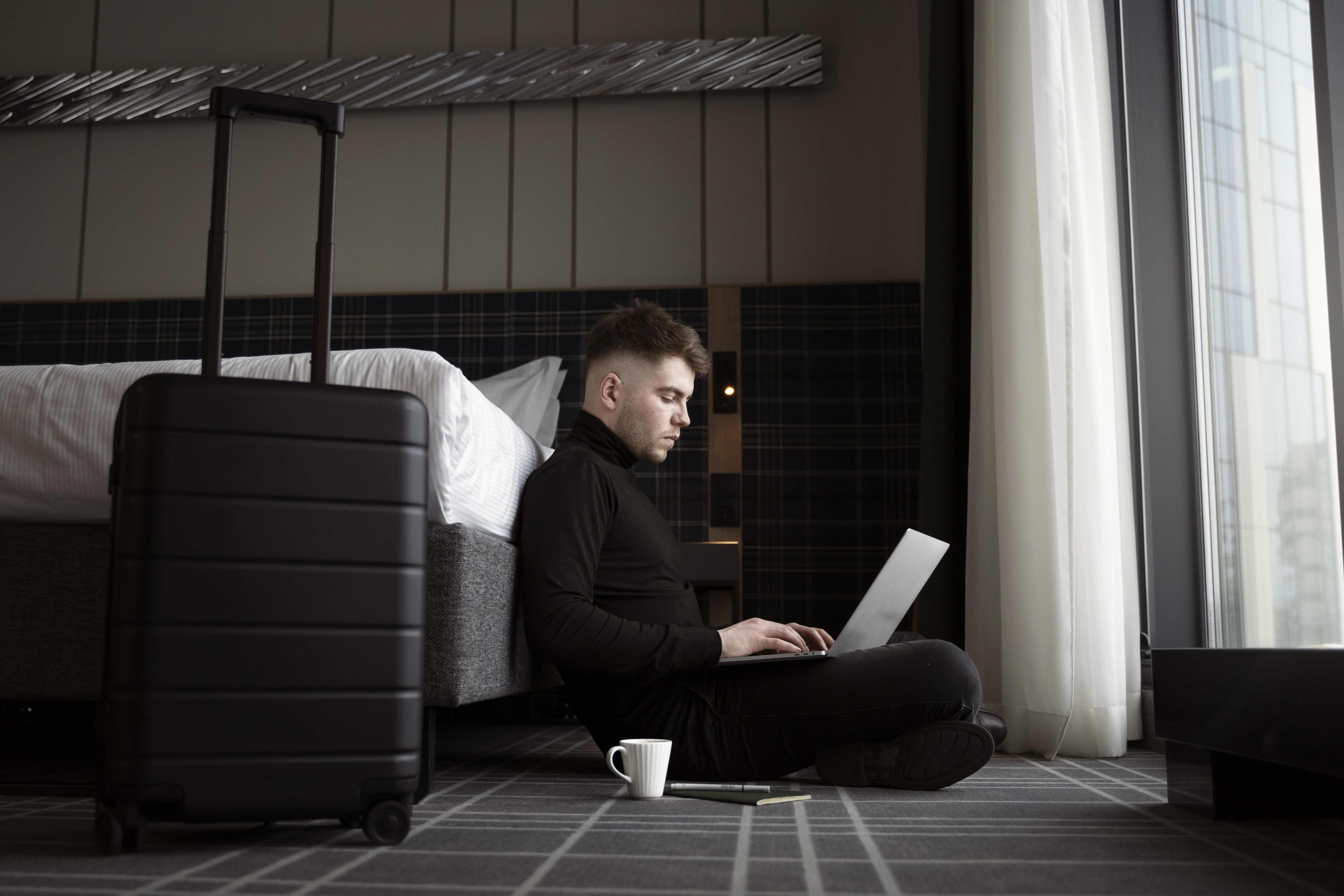 Top 10 Ways to Book a Hotel Without a Credit Card in Mexico