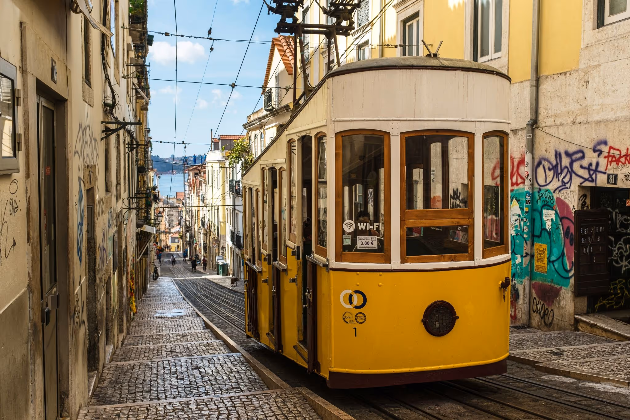 source: https://unsplash.com/photos/yellow-and-white-train-on-focus-photography-W7yxNXLG_uo