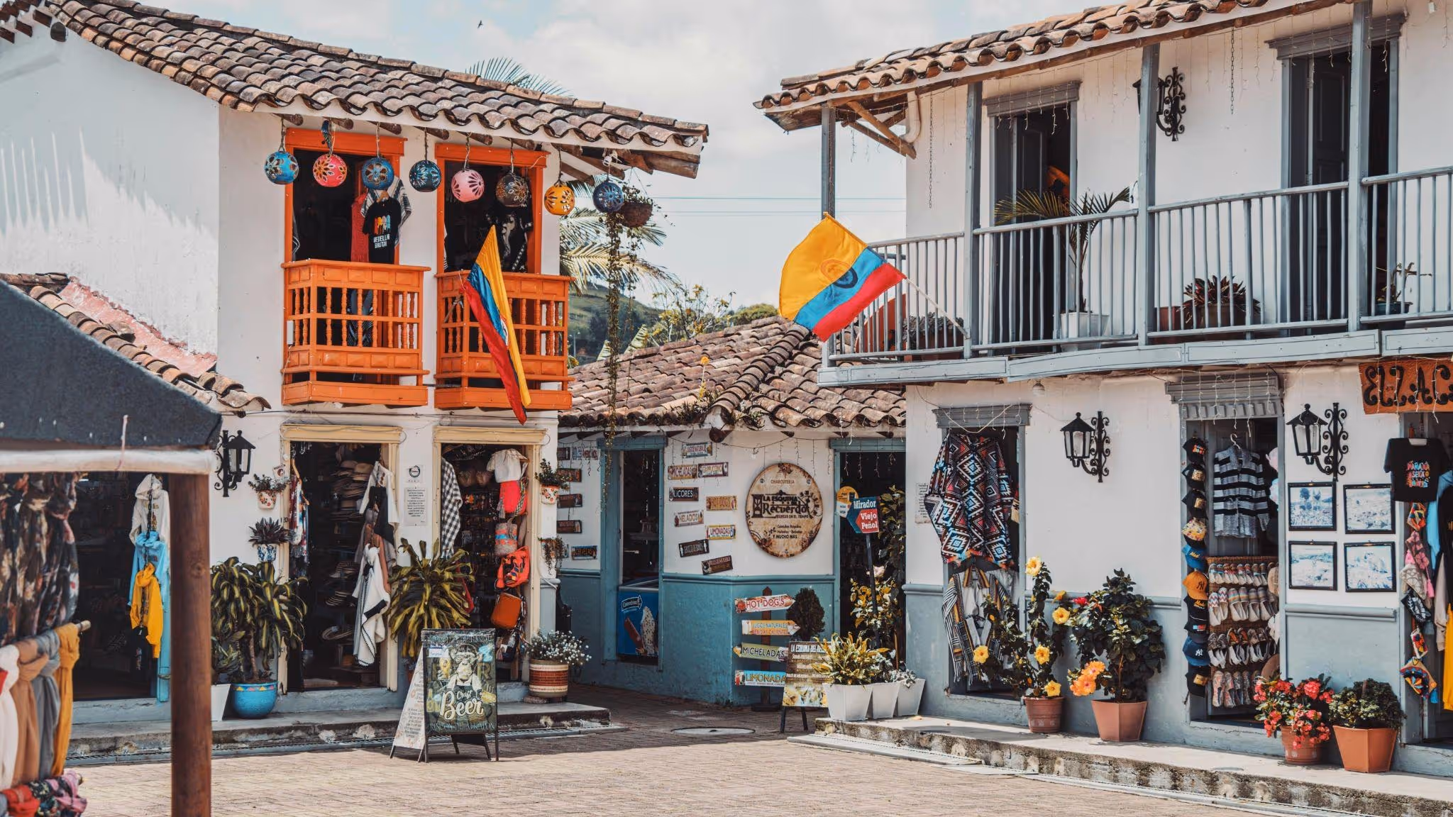 source: https://www.pexels.com/uk-ua/photo/street-view-29285024/