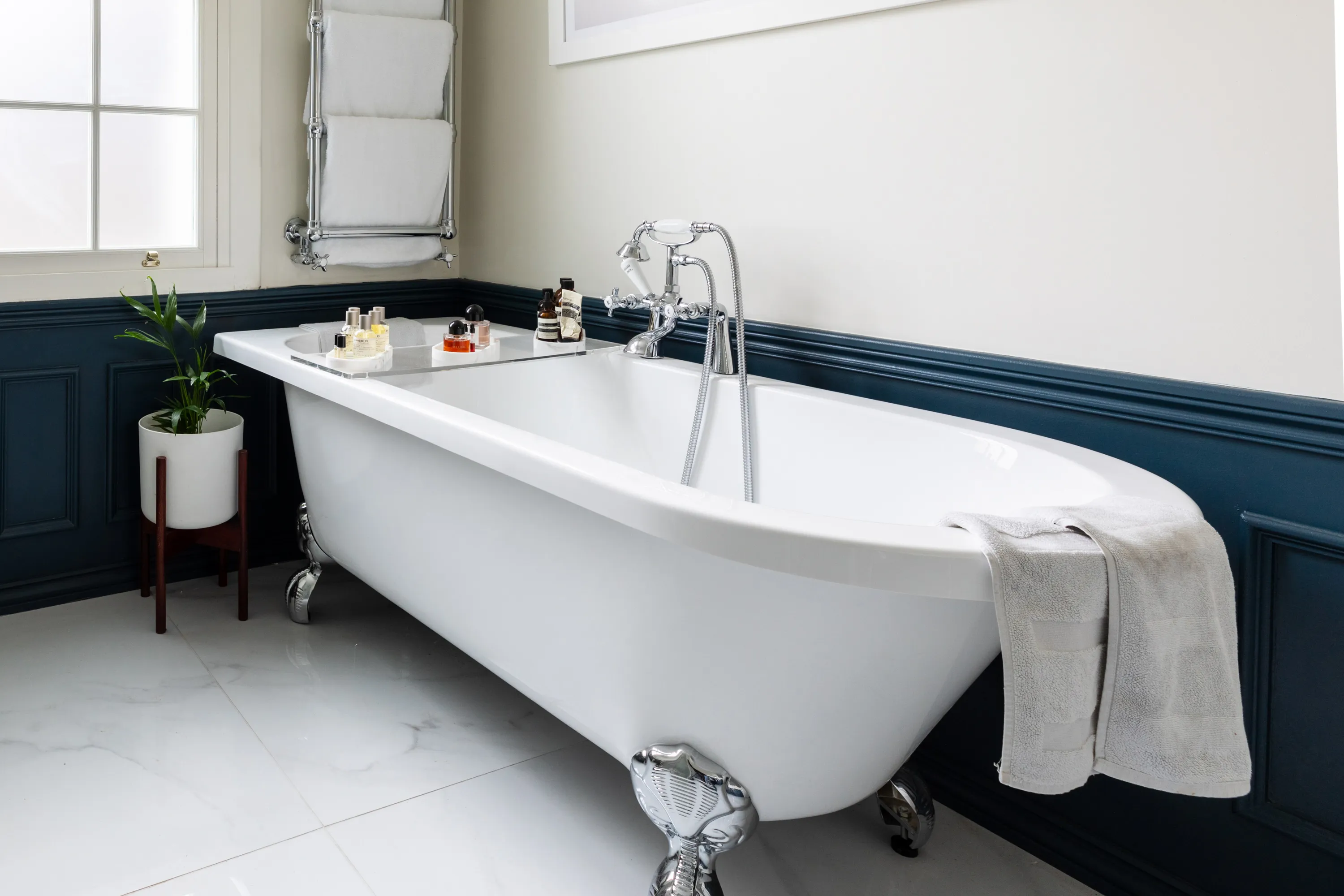 Navy Panelling & Chrome | Islington - gallery photo 1