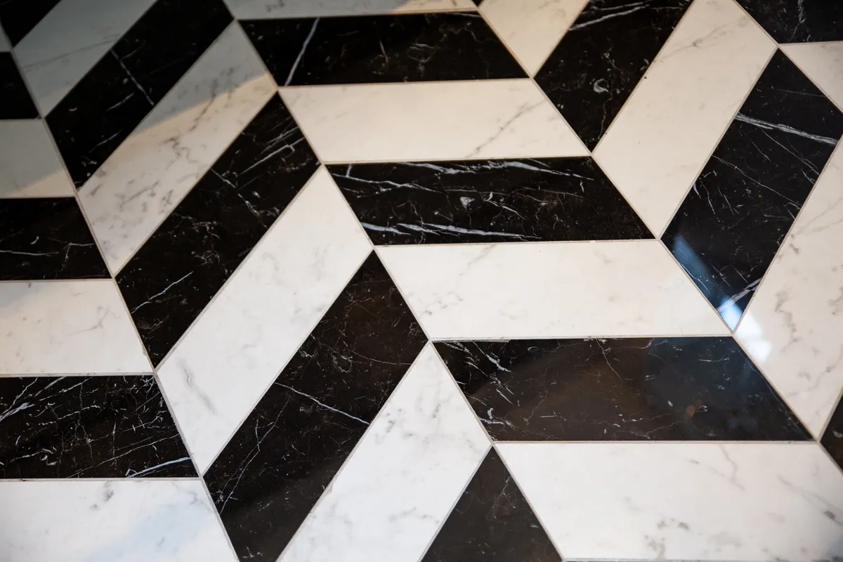 Monochrome Traditional | Putney - gallery photo 6