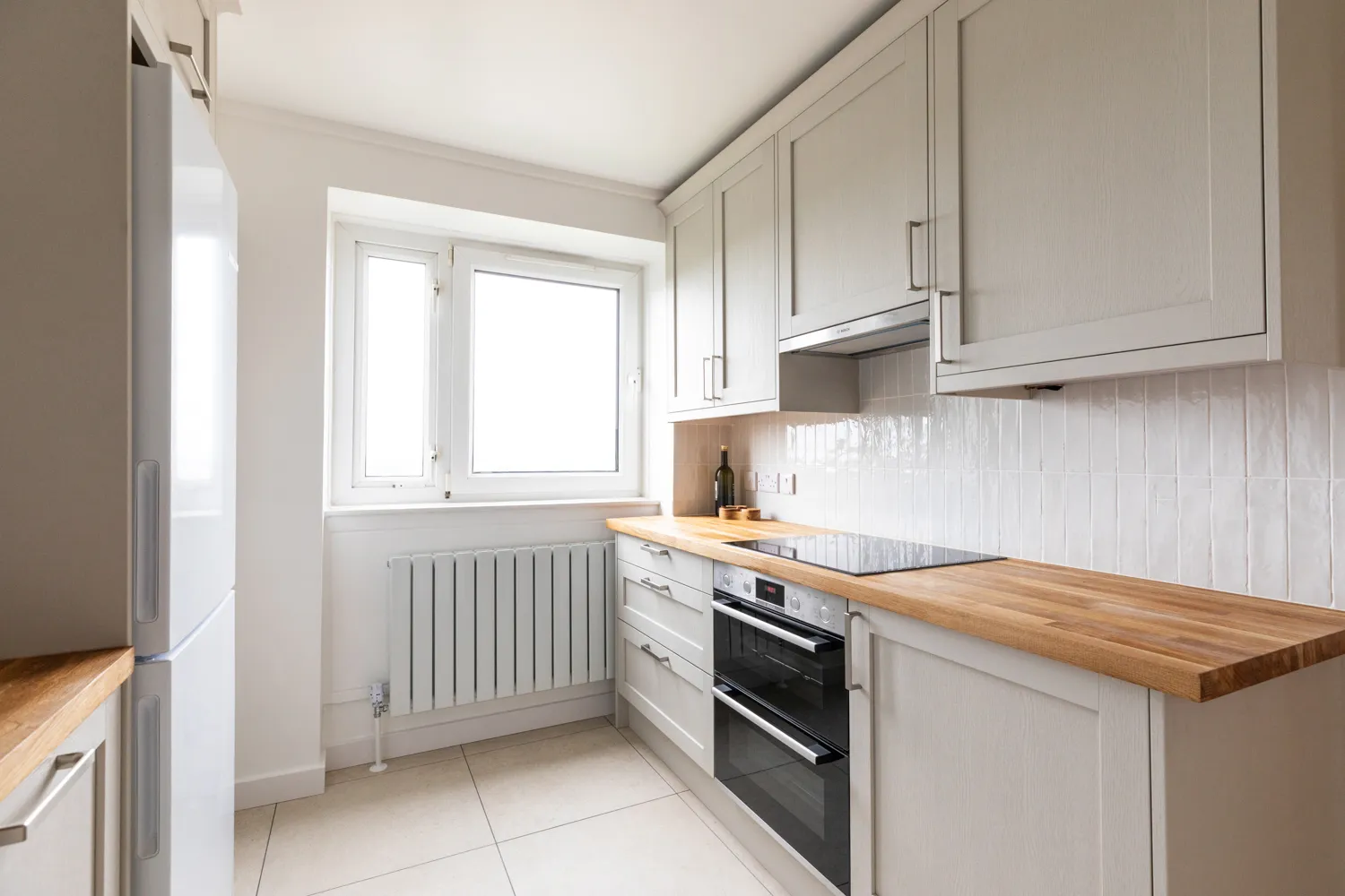 Dove Grey Shaker Kitchen | Bow - gallery photo 2