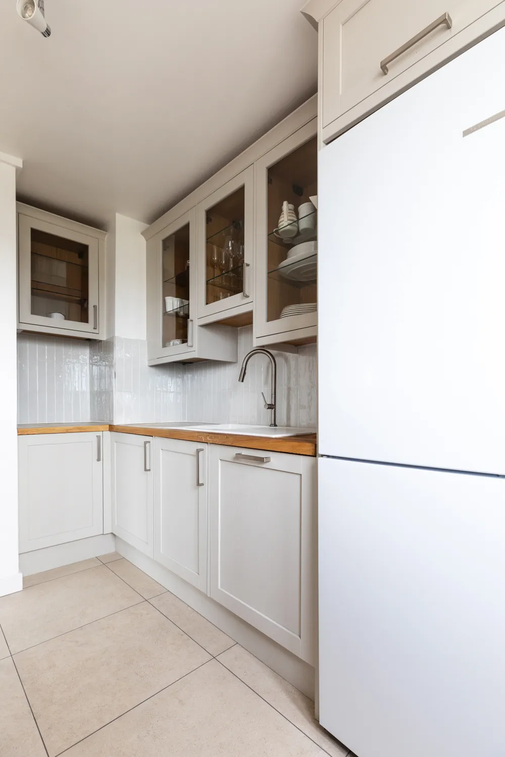 Dove Grey Shaker Kitchen | Bow - gallery photo 6