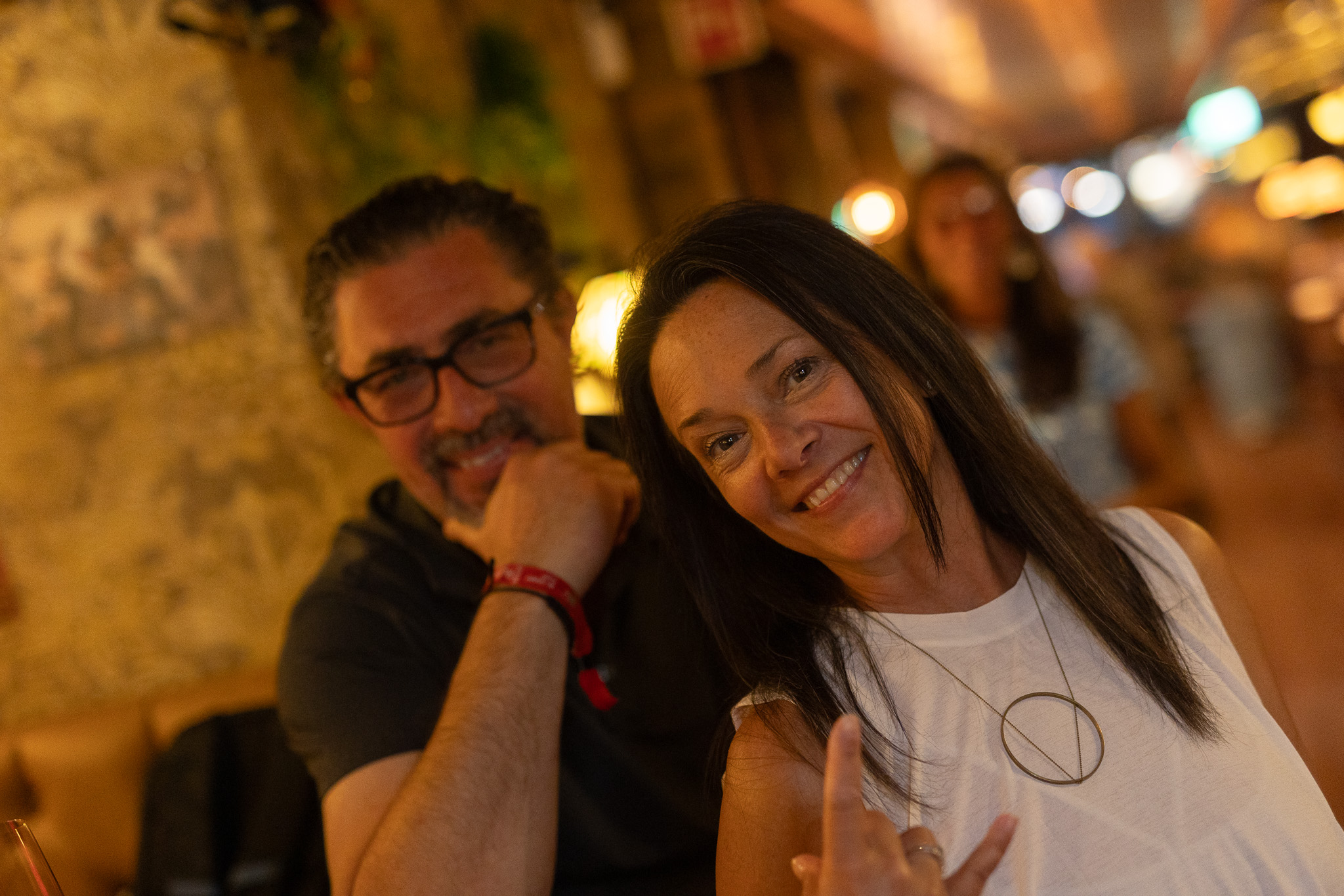 A couple smiling at a table at Red Rabbit Pub Oslo