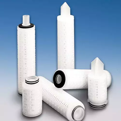 Five white pleated filter cartridges with different end designs on a blue gradient background.
