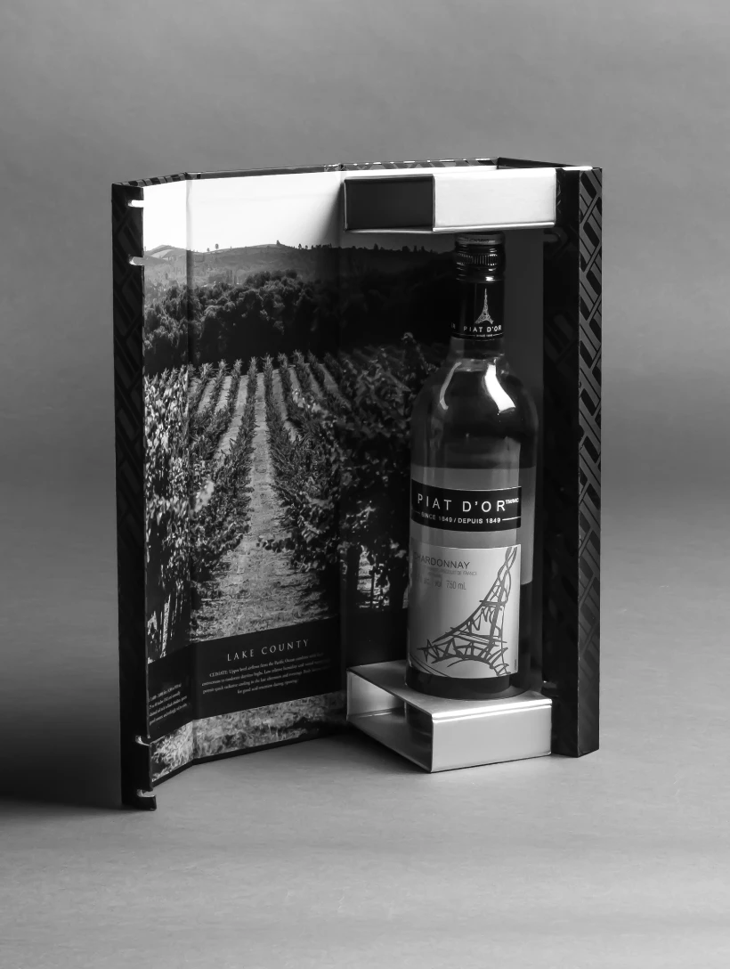 Custom wine magnetic box - distillpack.com