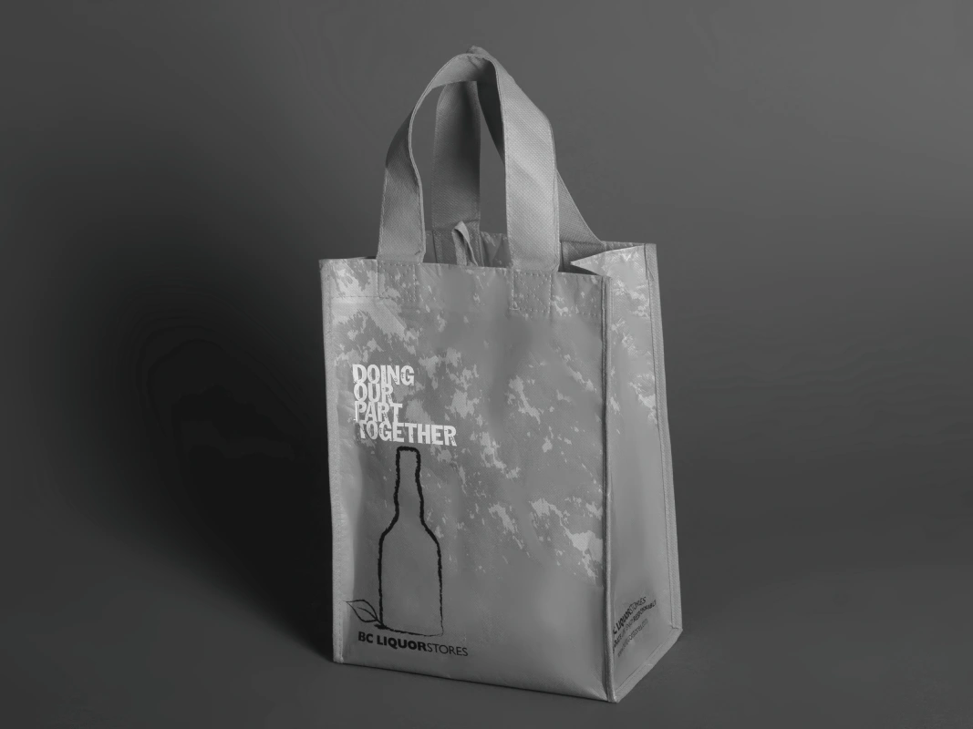 Custom wine reusable bag - distillpack.com