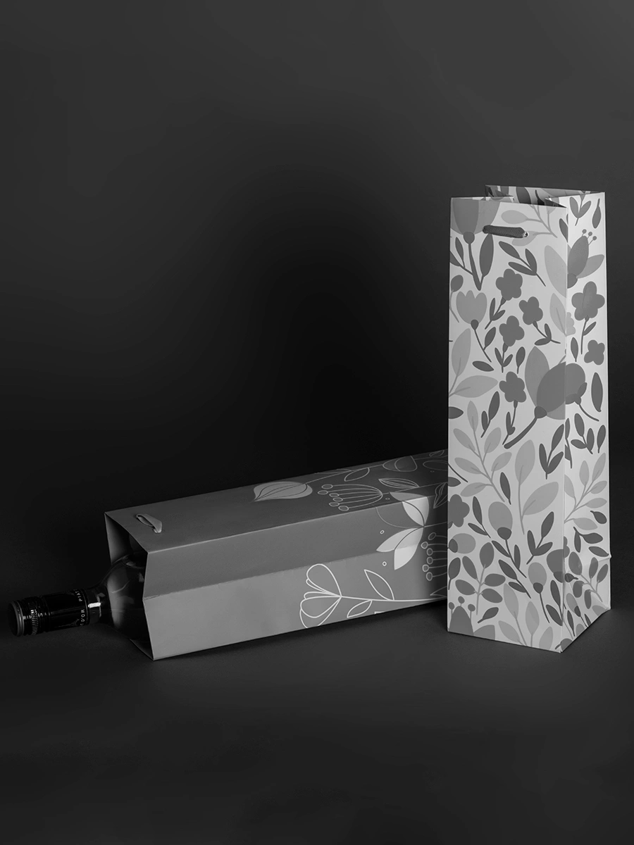 Custom wine gift bag - distillpack.com