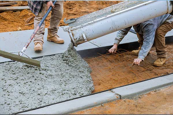Quality concrete services in Akron, from slabs to curbs, built to last in Northeast Ohio.
