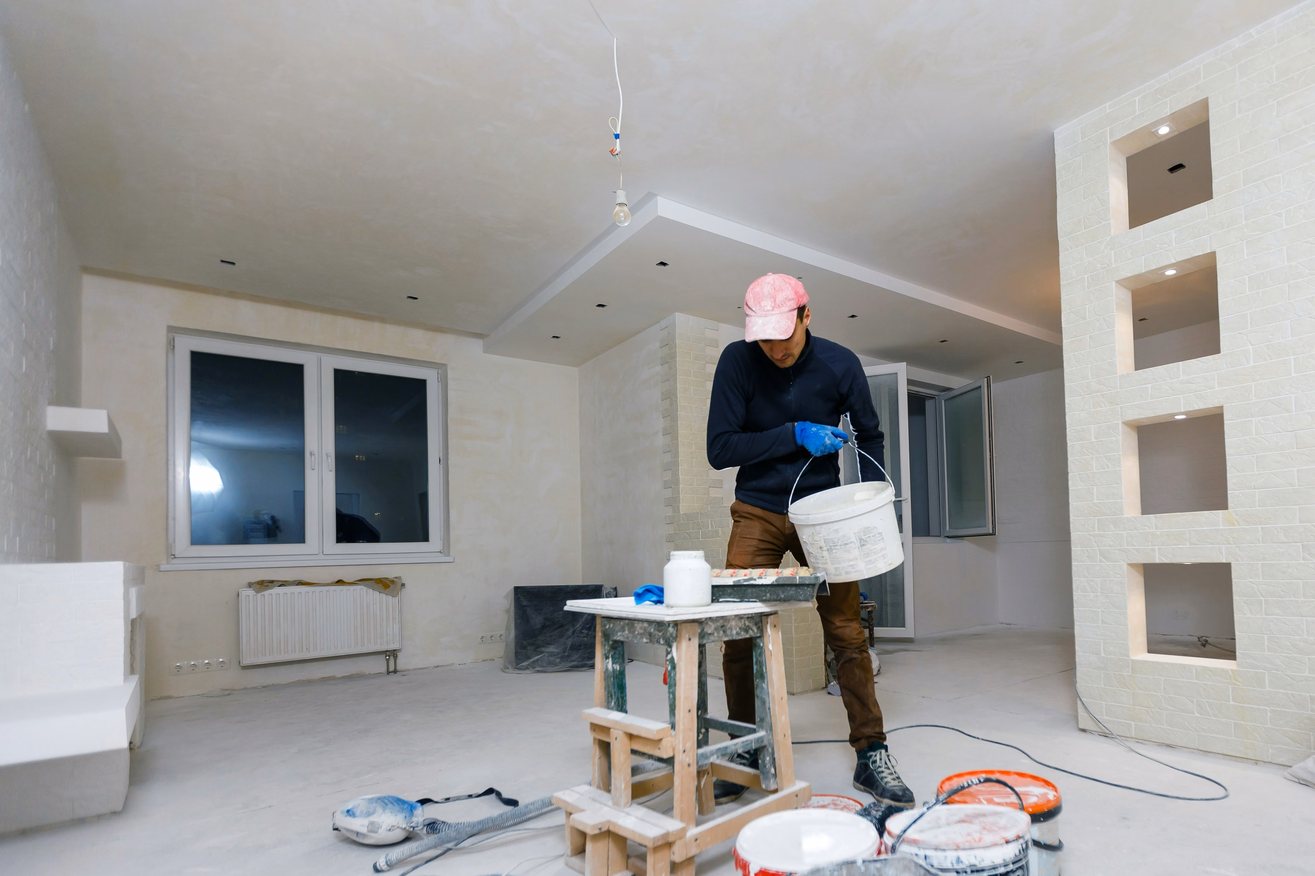 Refaire l'électricité d'un appartement : normes, durée et budget