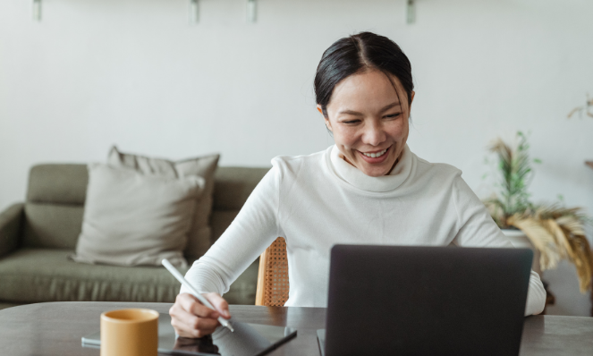 Paying Filipino Remote Worker vs. Freelancer