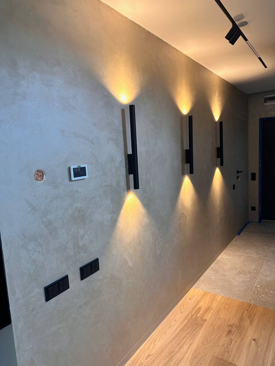 stiuk wenecki antracyt głęboki — realizacja ZUBRA