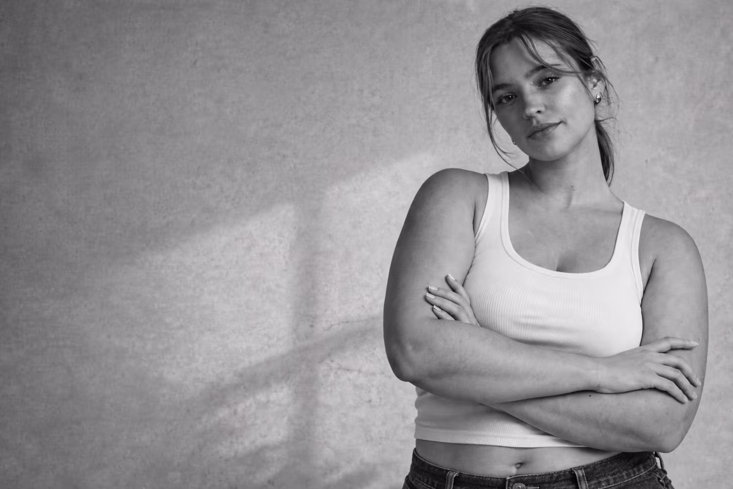 Black and white portrait representing stubborn fat deposits resistant to diet and exercise at CAMI