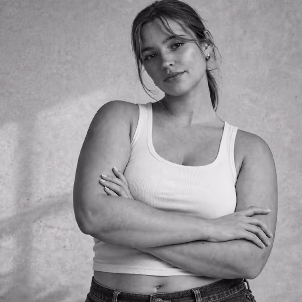 Black and white portrait representing stubborn fat deposits resistant to diet and exercise at CAMI