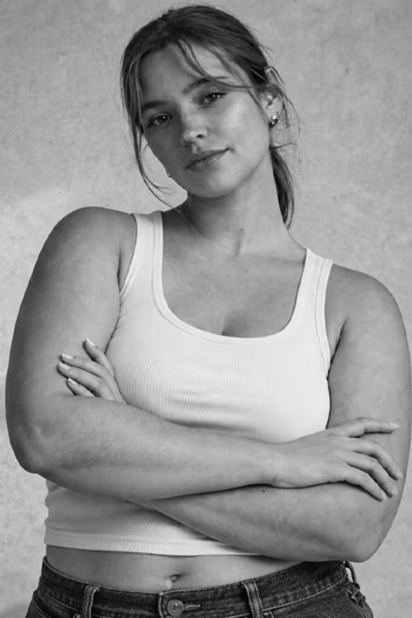 Black and white portrait representing stubborn fat deposits resistant to diet and exercise at CAMI