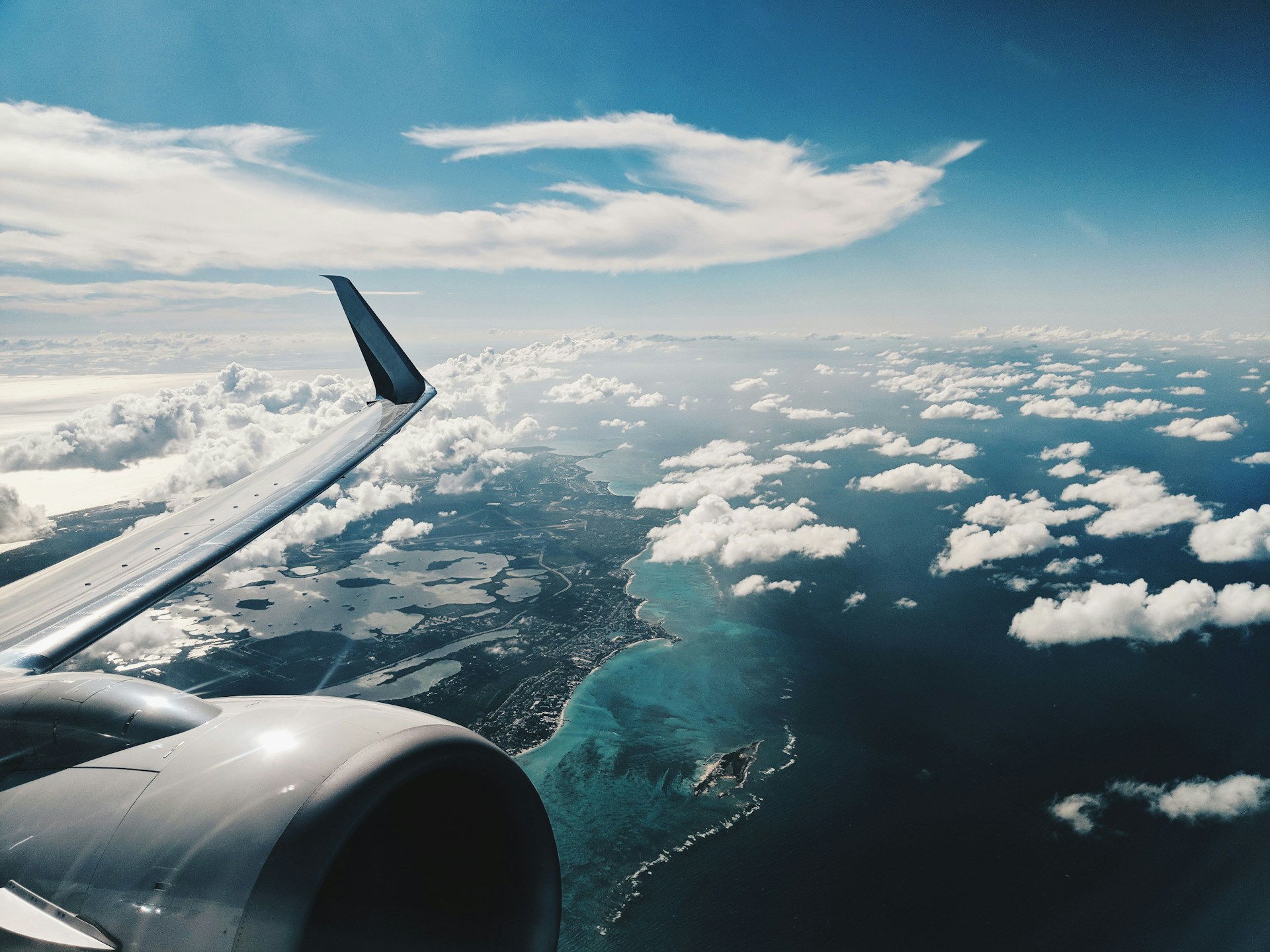 Aircraft in flight representing an achievable journey