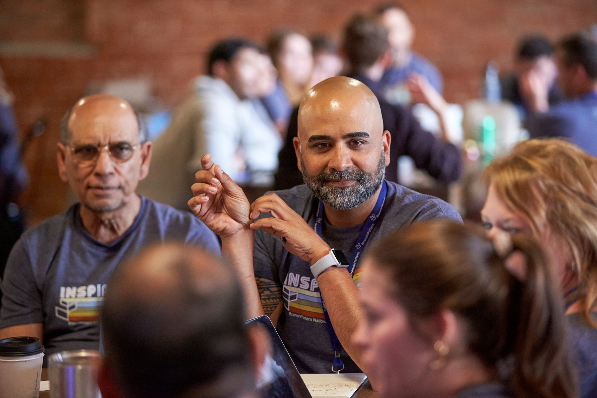 A group having a discussion.