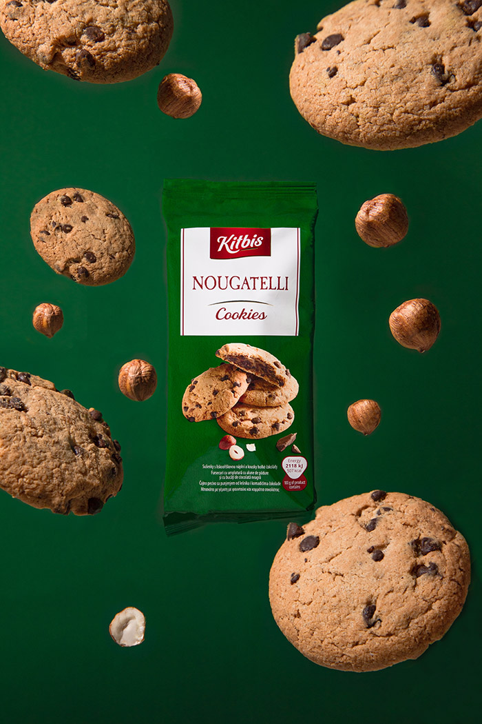 Chocolate Nougat cookies with a green background