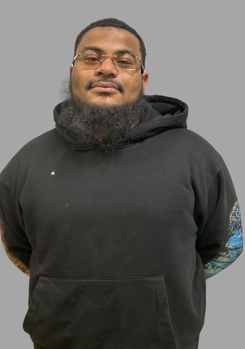 Staff member J Parris headshot photo