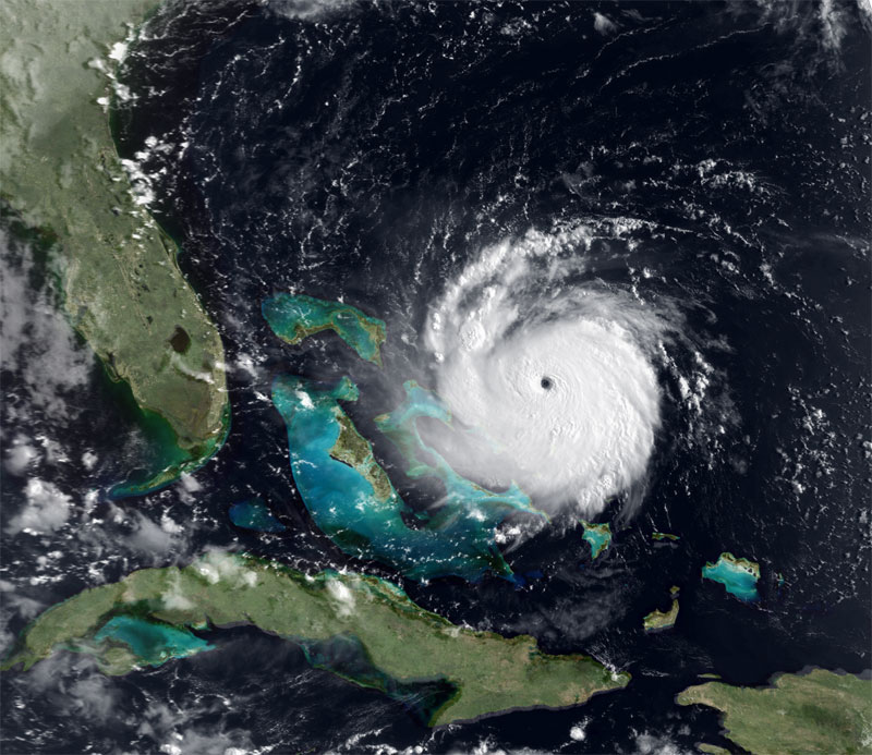 Is Your Garage Door Ready for the Florida Hurricane Season?