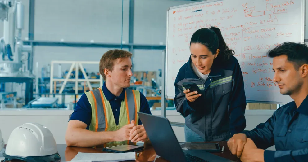Guides and Playbooks for Commercial Contractors