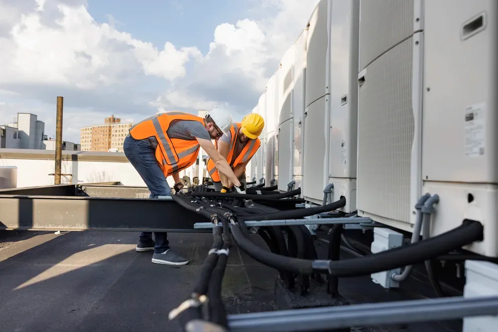 Guides and Playbooks for Commercial Contractors