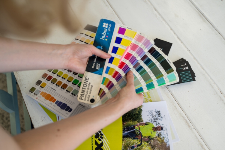 The Psychology behind Branding Colours
