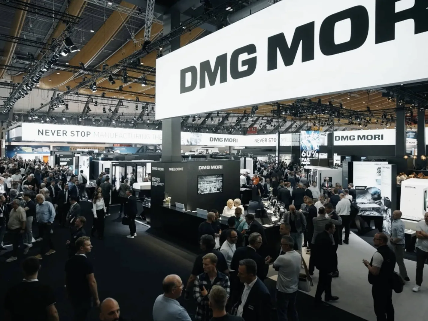 Visitors at the DMG MORI booth in Hall 10 at AMB 2026 in Stuttgart | eventas