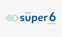 Logo com texto 'PLUS super 6 suzano' em estilo tipográfico azul e verde.