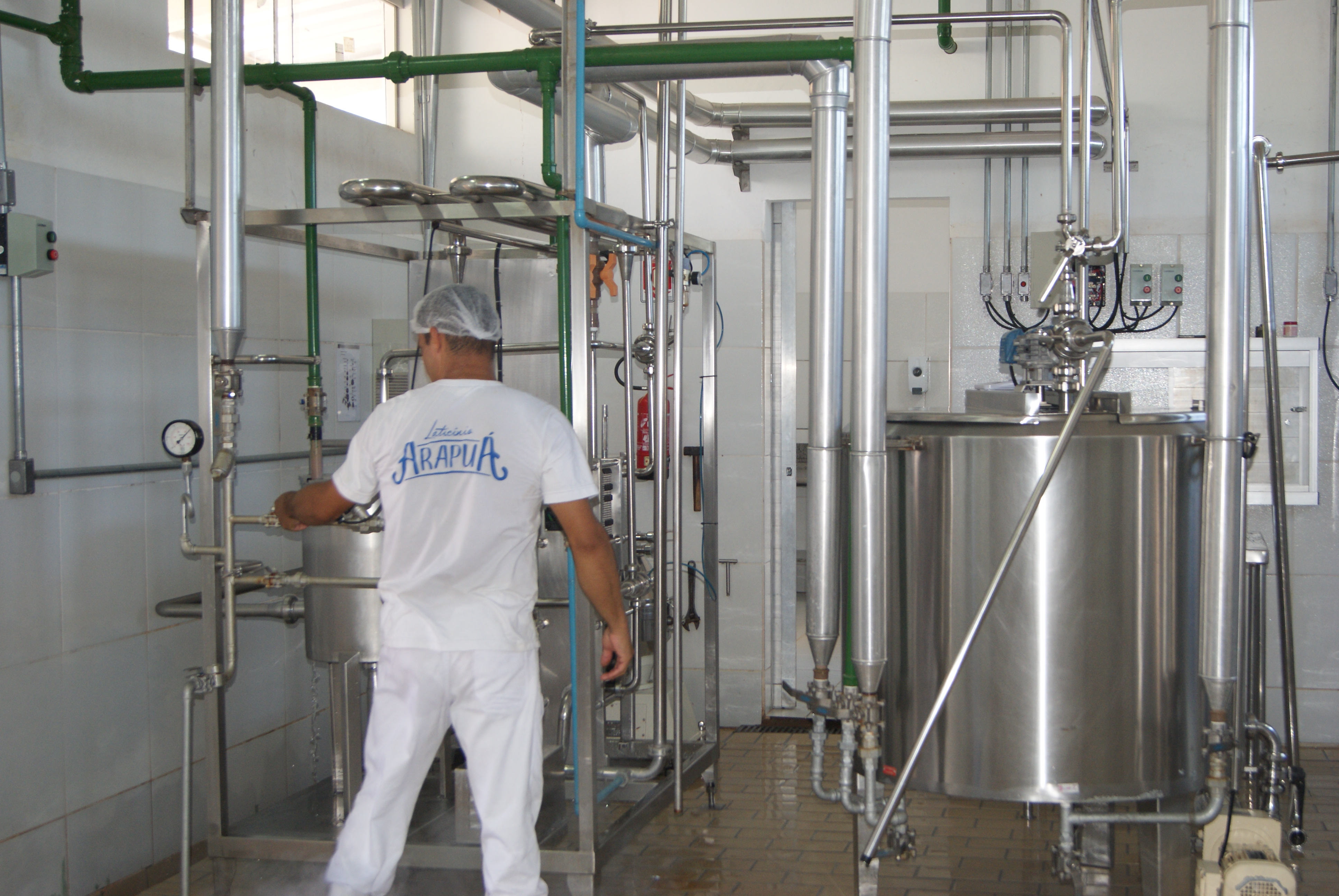Laticínio de Arapuá (MS) encerra 2020 com crescimento médio de 20% na produção