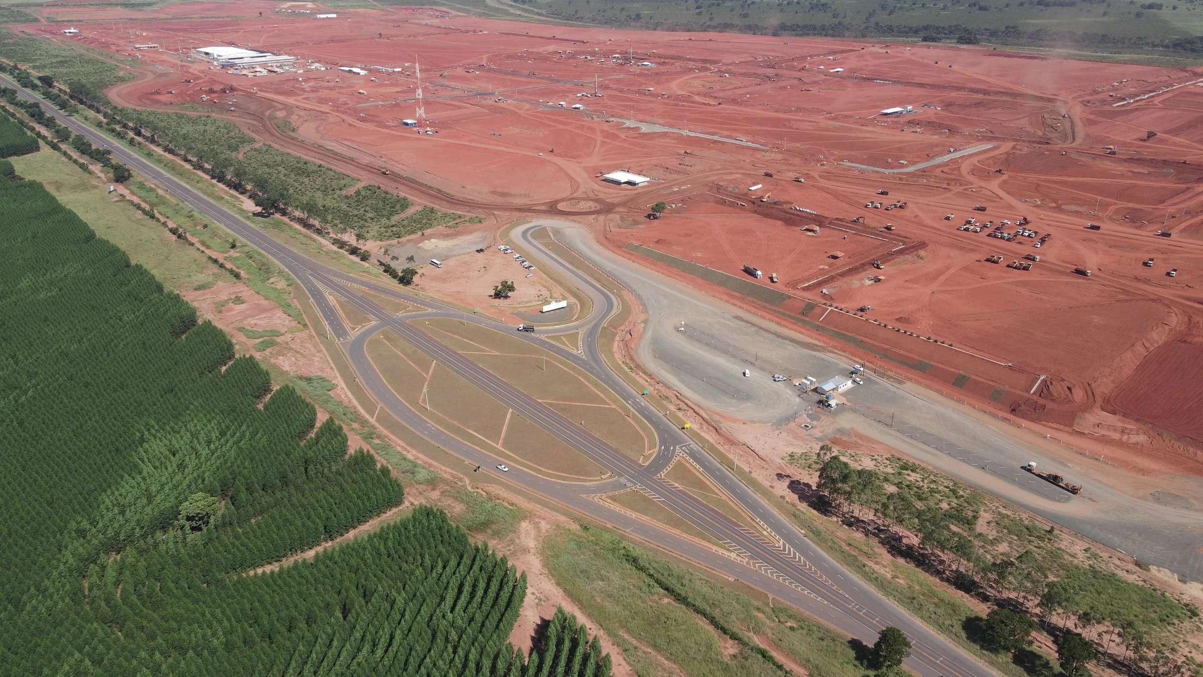 Em novo vídeo, Suzano compartilha avanços na obra da nova fábrica em Ribas do Rio Pardo (MS)