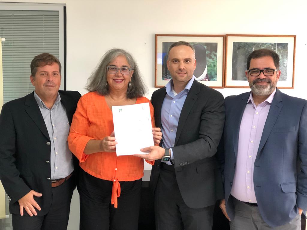 Suzano e FUNBIO firmam parceria inédita para incentivar o extrativismo sustentável