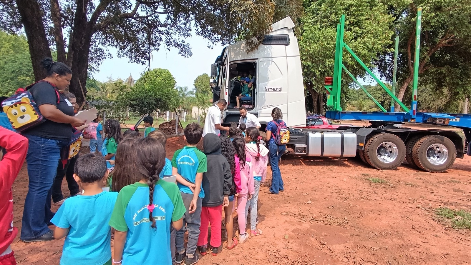 Suzano promove ação pedagógica para 215 crianças e adolescentes em Dois Irmãos do Buriti (MS)