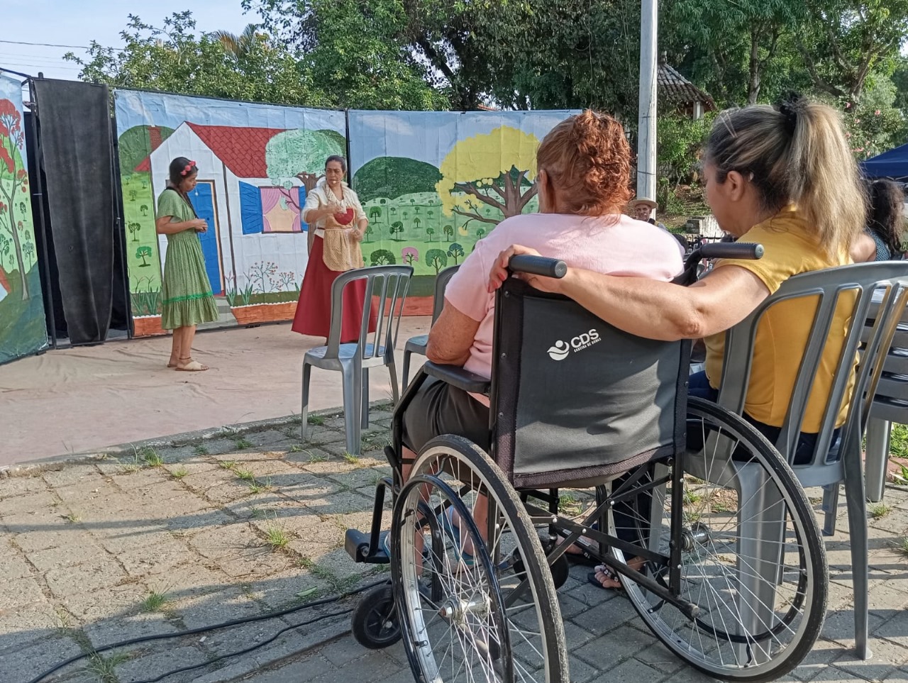 Com apoio da Suzano, Projeto Arte na Rua leva apresentações de cinema e teatro para Jacareí