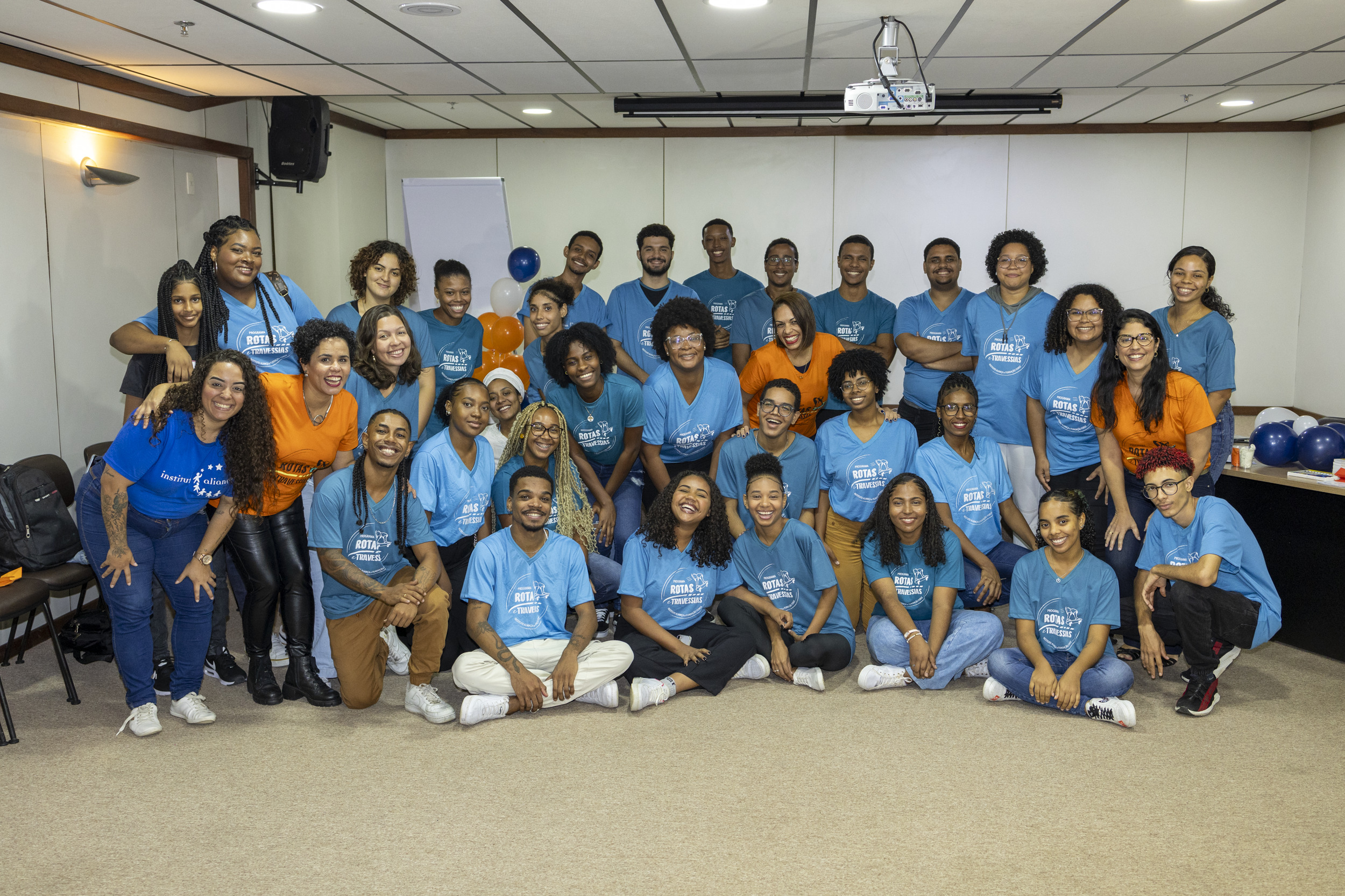 Com o apoio da ��������, Instituto Aliança promove formação profissional gratuita para jovens em Jacareí e região