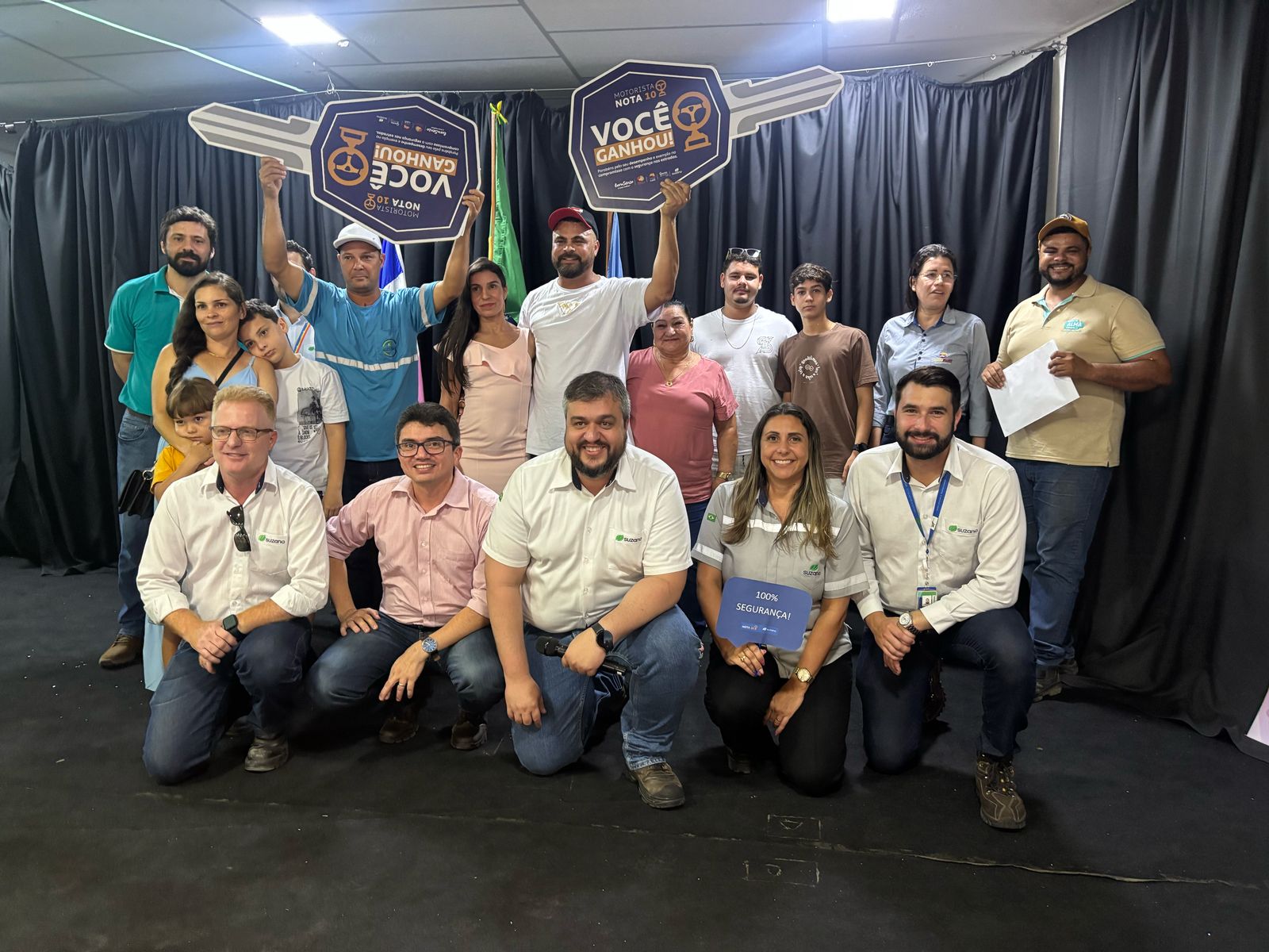 Moradores de Itabatã (BA) e Sooretama (ES) são premiados pela �������� como melhores motoristas carreteiros