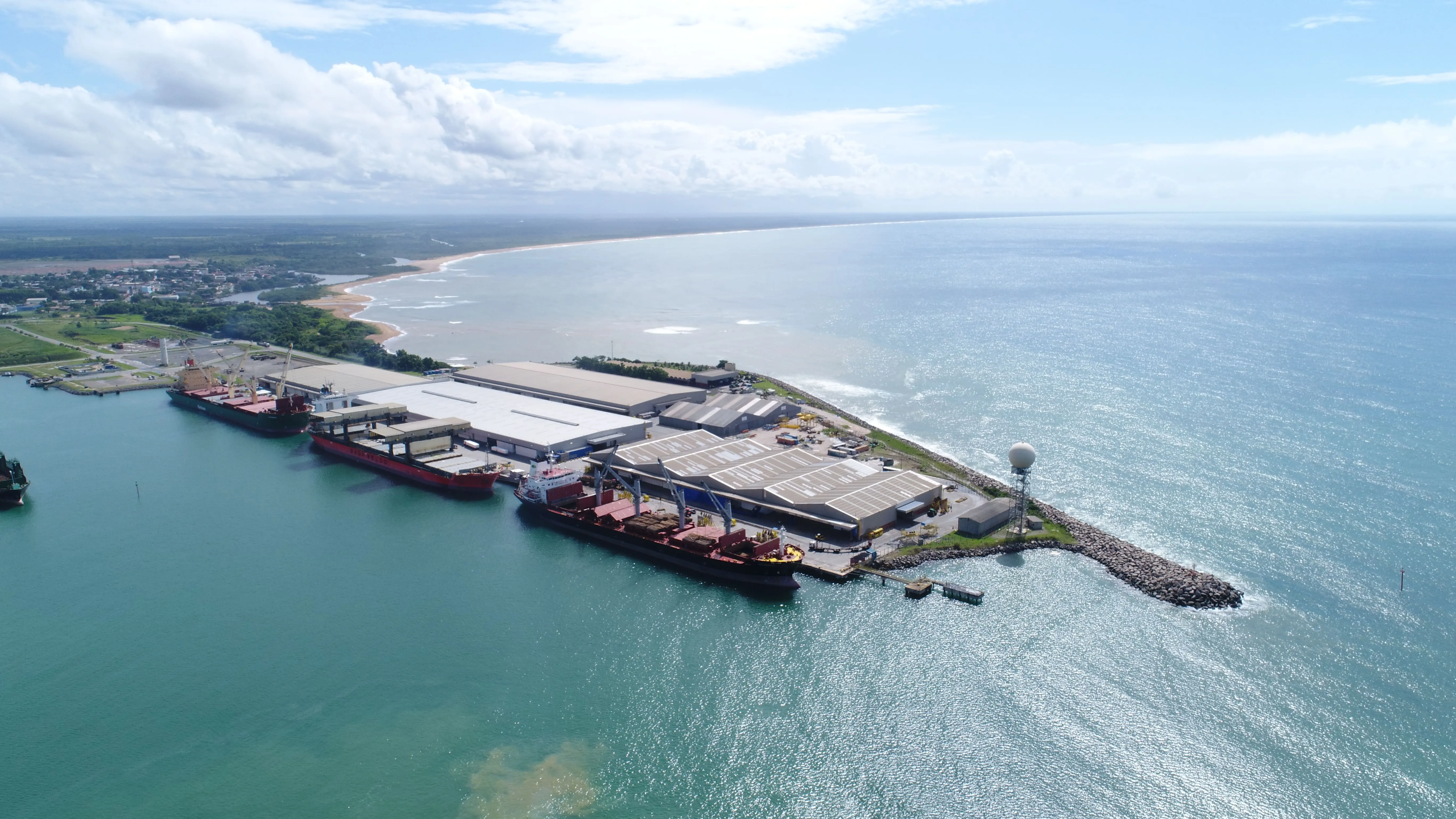 Portocel will start moving fertilizers for Adufértil