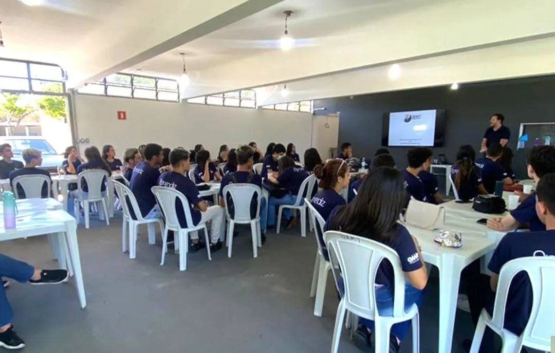 Suzano supports Project GAMT, which provides training to 315 young adults in Vale do Paraíba