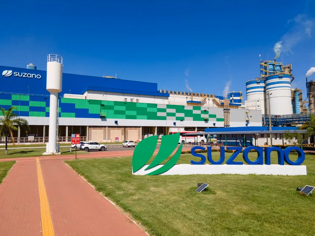 Suzano has 62 open positions, including internship programs and permanent hires, in MS