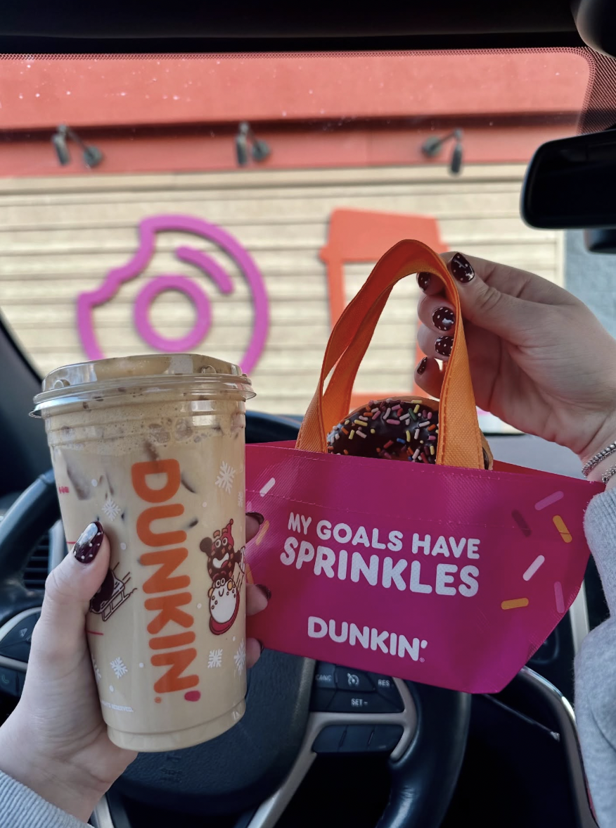 Dunkin' Donut & Tote Giveaway